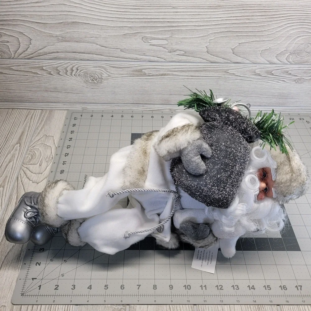 Dennis Basso Home Sitting Santa Christmas Winter White Woodland‎ Rustic Faux Fur